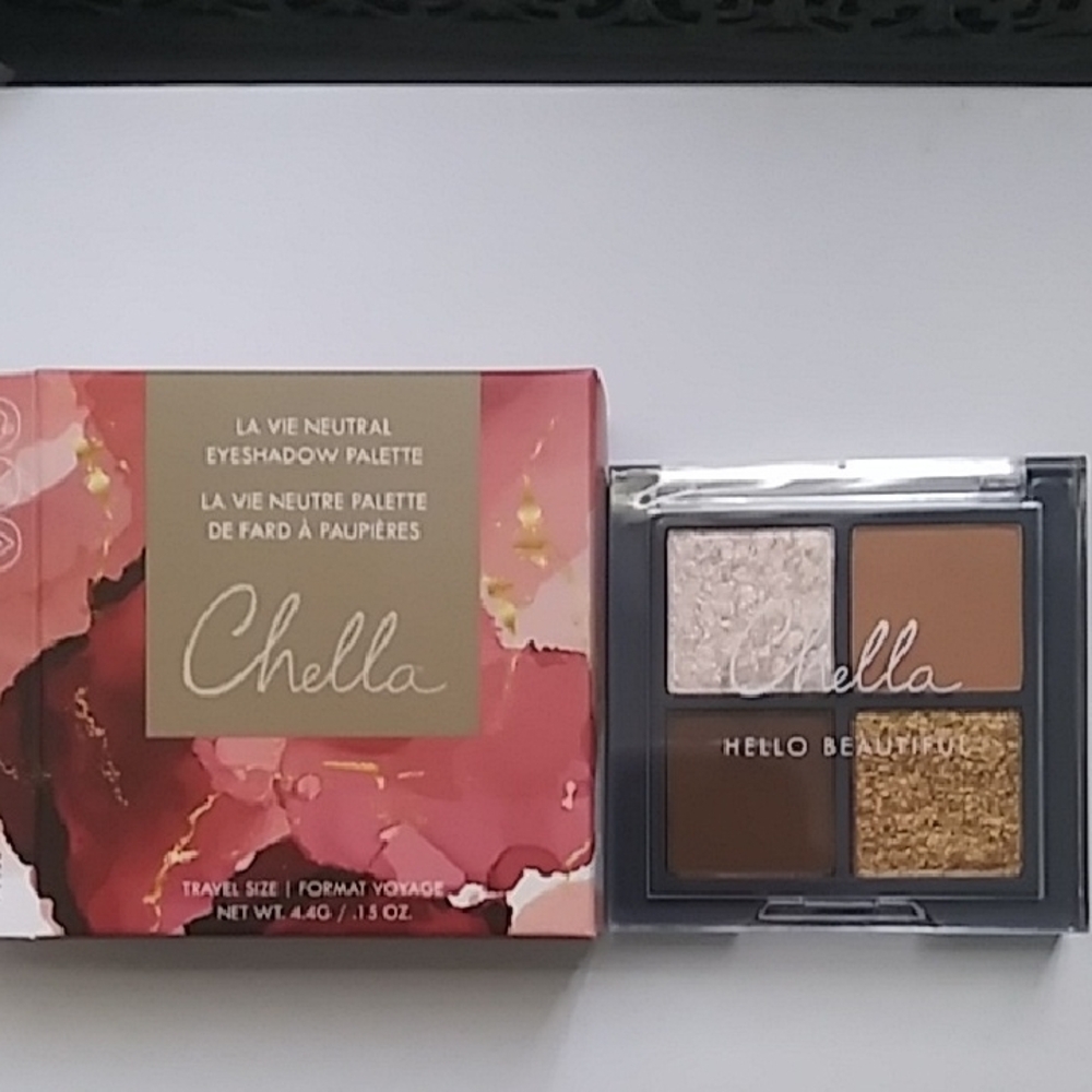 NIB. LA VIE Neutral Eyeshadow Pallette